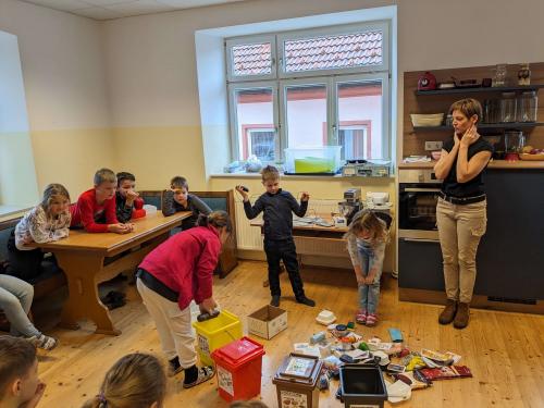 Mülltrennung AnTONNIa