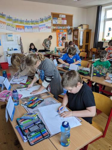 Zeichenstunde Eisbär-Zeichnung